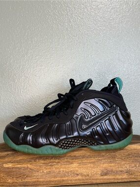 Nike Air Foamposite Pro Dark Obsidian Men’s Size 9.5